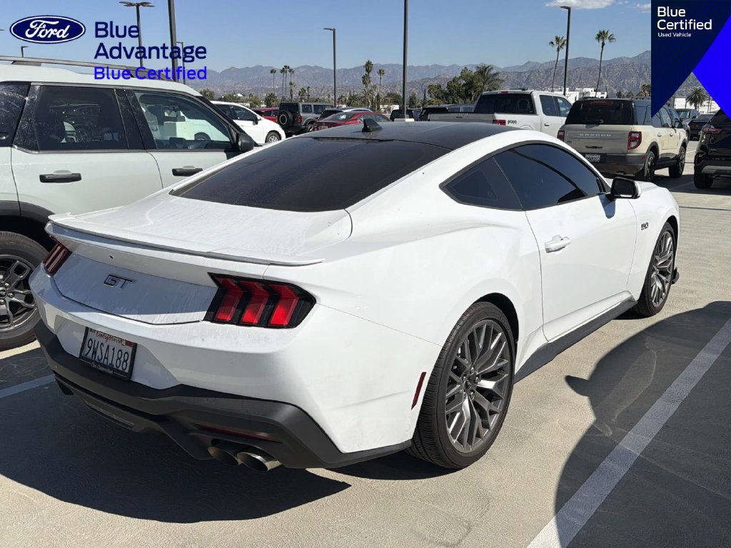 Used 2025 Ford Mustang GT Premium RWD image 16