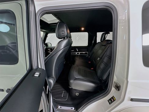 Certified 2022 Mercedes-Benz G 550 image 27