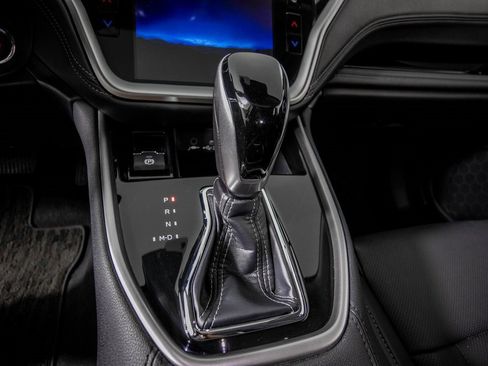 Used 2024 Subaru Outback Limited image 23