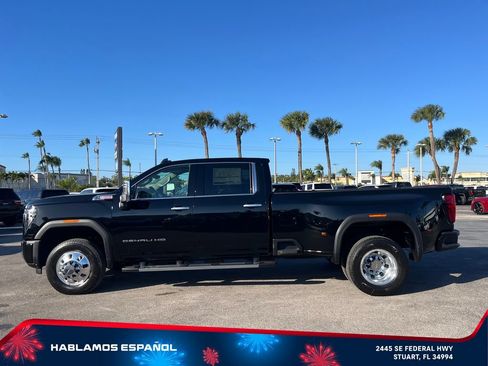 New 2026 GMC Sierra 3500 Denali w/ Technology Package AWD/4WD image 4