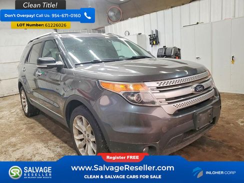 Used 2015 Ford Explorer XLT w/ Equipment Group 202A AWD/4WD image 5