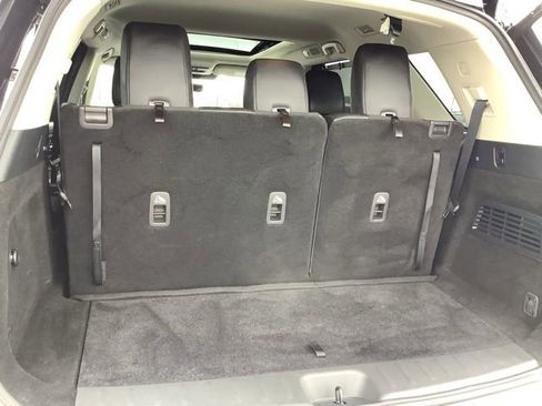 Used 2024 Nissan Pathfinder SL w/ SL Premium Package AWD/4WD image 8