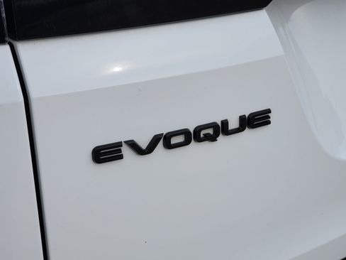 Certified 2024 Land Rover Range Rover Evoque Dynamic SE AWD/4WD image 35