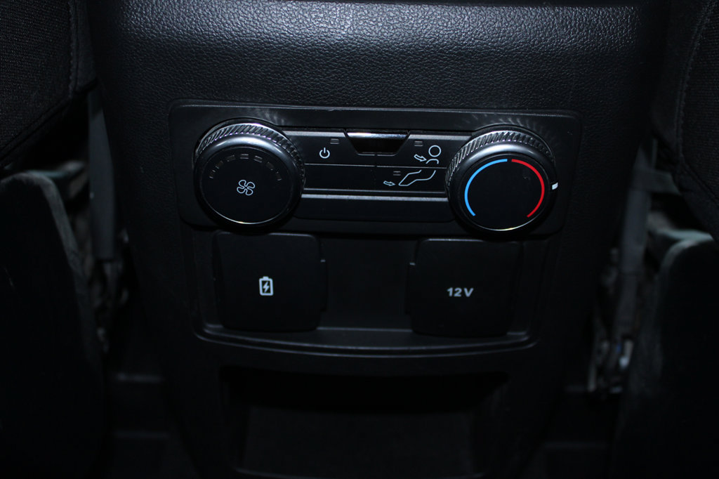 Used 2021 Ford Explorer XLT AWD/4WD image 24