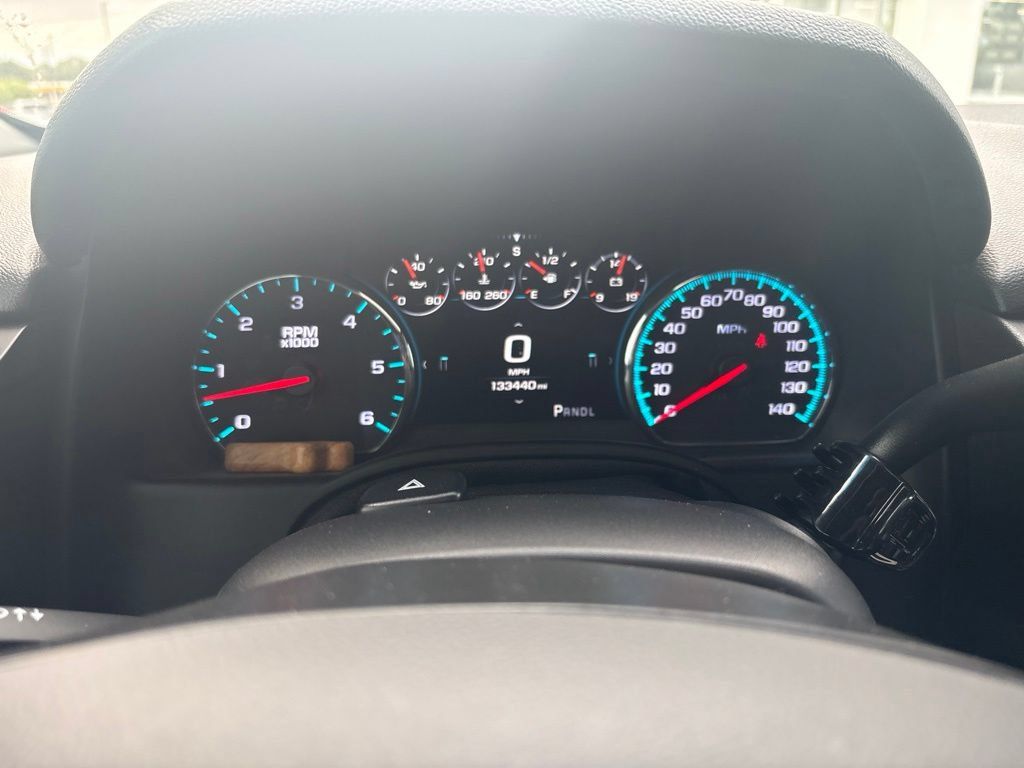 Used 2017 GMC Yukon XL Denali w/ Open Road Package AWD/4WD image 31