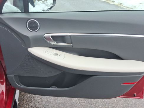 Used 2023 Hyundai Sonata SEL w/ Cargo Package image 24