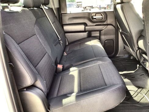 Used 2025 Chevrolet Silverado 2500 Custom w/ Custom Value Package image 28