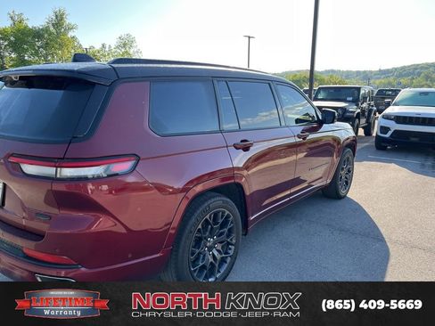 Used 2024 Jeep Grand Cherokee L Summit image 3