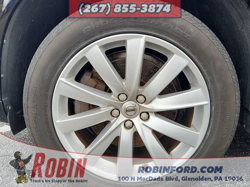 Used 2016 Volvo XC90 T6 Momentum w/ Momentum Plus Package AWD/4WD image 8