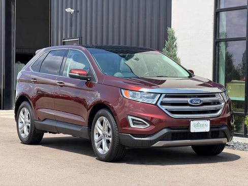 Used 2015 Ford Edge Titanium w/ Equipment Group 301A AWD/4WD image 4