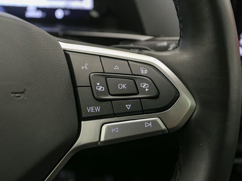 Used 2024 Volkswagen Atlas Cross Sport SEL Premium R-Line image 40