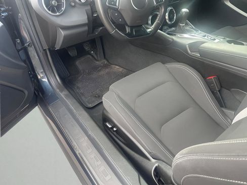 Used 2022 Chevrolet Camaro LT w/ RS Package image 20