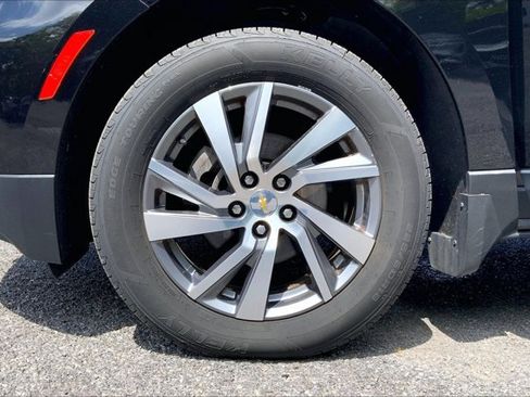 Used 2022 Chevrolet Equinox Premier AWD/4WD image 8