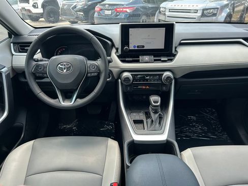 Used 2025 Toyota RAV4 XLE Premium FWD image 17