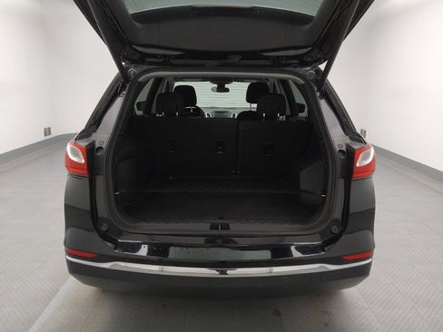 Used 2020 Chevrolet Equinox LT w/ Driver Convenience Package image 29