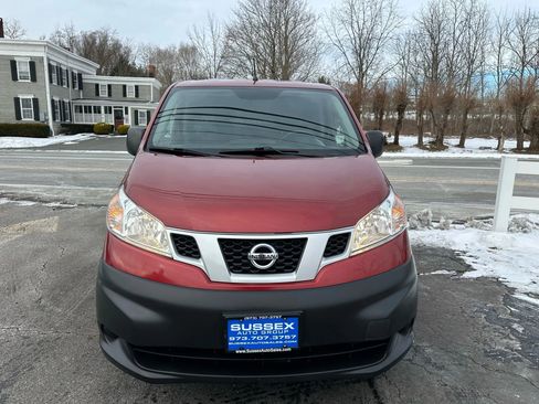 Used 2017 Nissan NV200 S w/ Cruise Control Package image 2