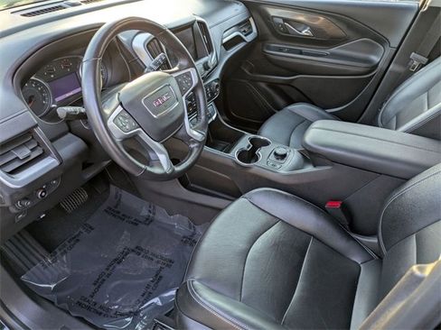 Certified 2022 GMC Terrain SLT image 11