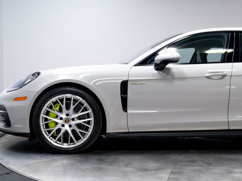 Used 2019 Porsche Panamera 4 AWD/4WD image 53