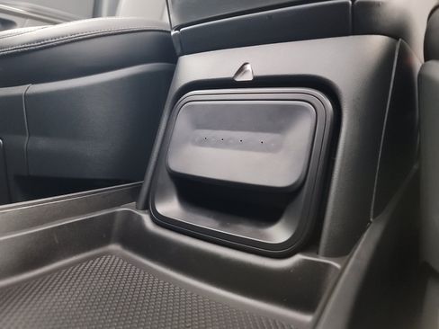 Used 2022 Rivian R1S Launch Edition AWD/4WD image 33