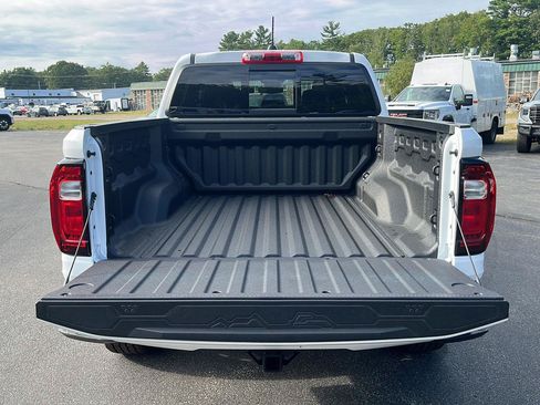 New 2026 GMC Canyon Elevation AWD/4WD image 9