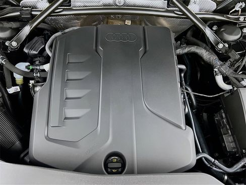 New 2025 Audi Q5 Premium Plus image 28