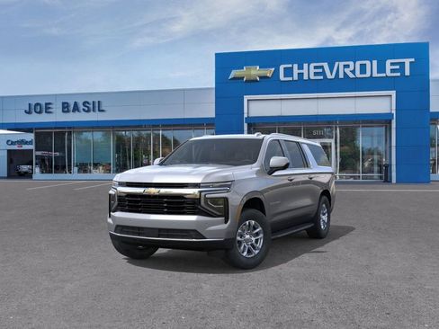 New 2026 Chevrolet Suburban LS AWD/4WD image 8