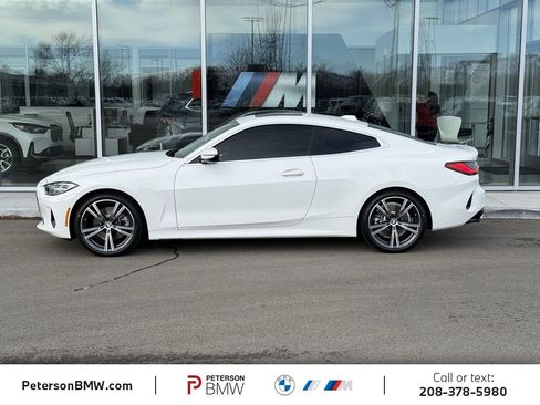 Used 2024 BMW 430i xDrive Coupe w/ Premium Package image 3