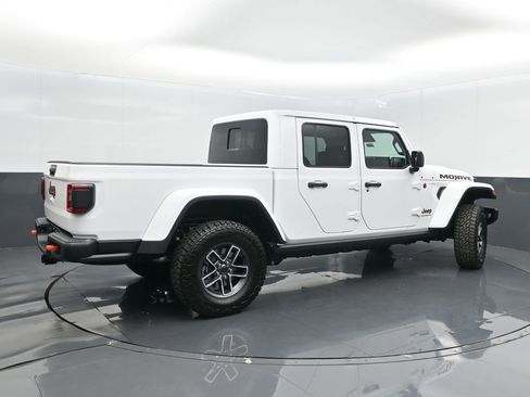 New 2026 Jeep Gladiator Mojave image 7