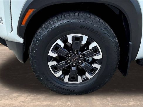 Used 2022 Nissan Frontier Pro-X w/ Technology Package RWD image 37
