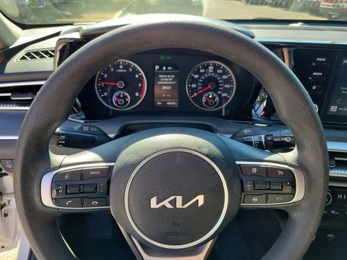 Used 2024 Kia K5 LXS image 17