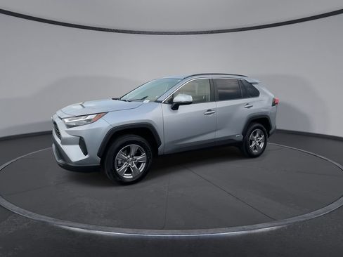 Used 2024 Toyota RAV4 XLE w/ Convenience Package AWD/4WD image 5