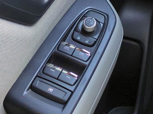 Used 2025 Subaru Forester Premium w/ Convenience Package #1 image 23