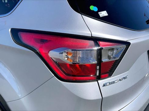 Used 2018 Ford Escape SEL image 28