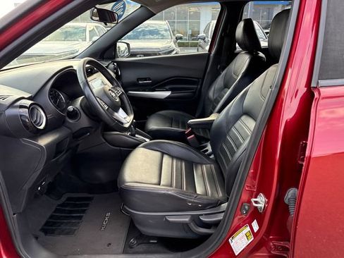 Used 2020 Nissan Kicks SR w/ SR Premium Package FWD image 15