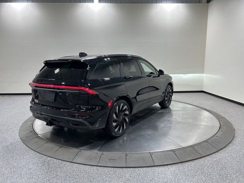 New 2026 Lincoln Nautilus Reserve AWD/4WD image 6