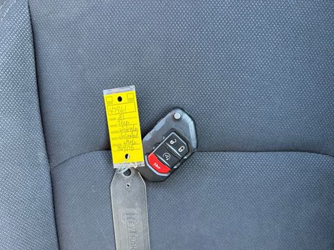 Used 2021 Jeep Wrangler Unlimited Sport image 31