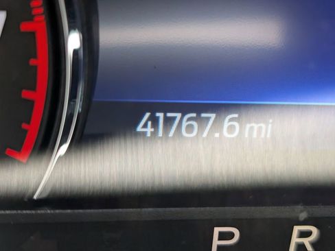 Used 2022 Ford Explorer XLT RWD image 26