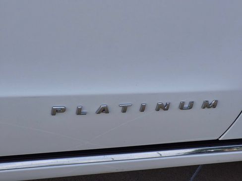 Used 2023 Ford Expedition Max Platinum AWD/4WD image 9