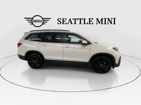 Used 2021 Honda Pilot Special Edition image 13