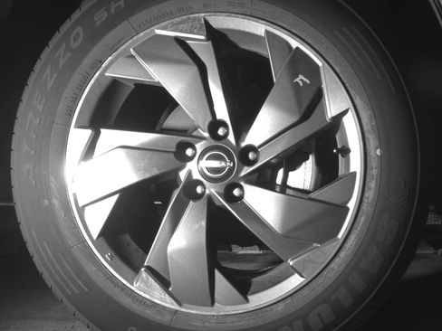 Used 2025 Nissan Rogue SV image 13