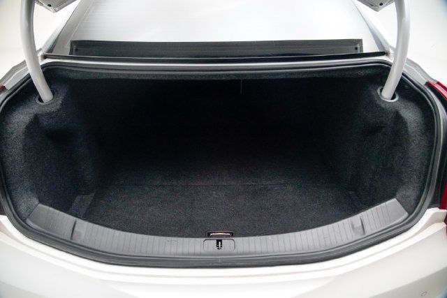 Used 2016 Cadillac XTS Luxury FWD image 12