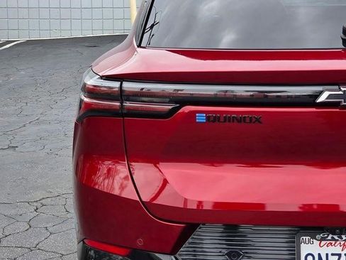 Certified 2024 Chevrolet Equinox EV LT w/ LPO, Blackout Package image 5