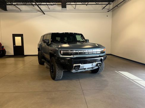 Used 2024 GMC Hummer EV 3X w/ Omega Edition AWD/4WD image 1
