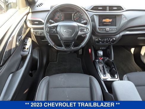 Used 2023 Chevrolet TrailBlazer RS image 29