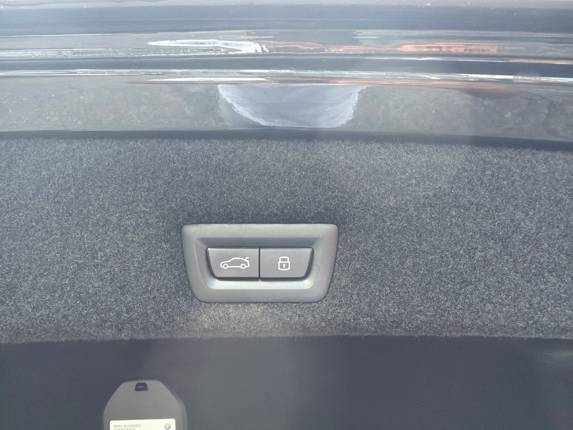 Used 2023 BMW 740i w/ Executive Package RWD image 10