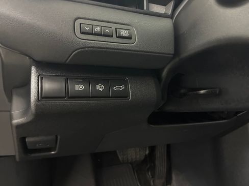 Used 2026 Subaru Solterra Limited image 19