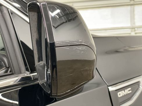 Used 2023 GMC Yukon SLT image 34