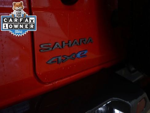 Used 2025 Jeep Wrangler Unlimited Sahara w/ Safety Group AWD/4WD image 13