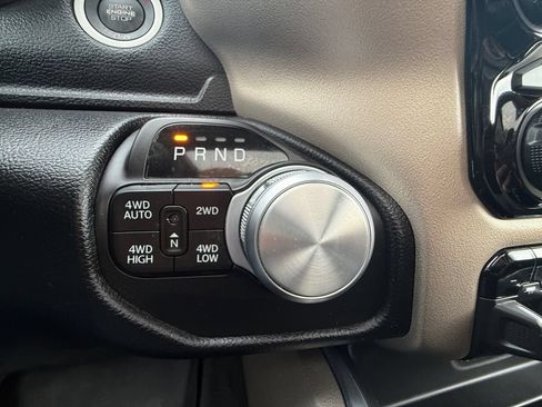 Used 2022 RAM 1500 Laramie AWD/4WD image 30