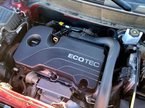 Used 2019 Chevrolet Equinox LT image 32